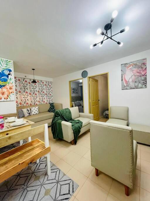 Spacious 2 Bedroom 42Sqm Condo Unit Iloilo Esterno foto