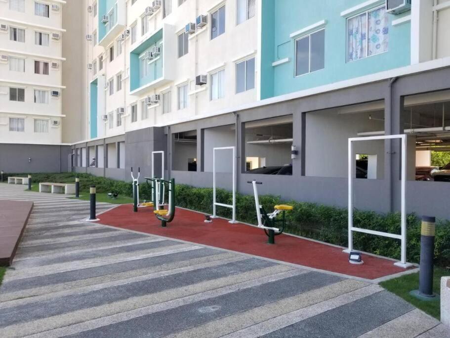 Spacious 2 Bedroom 42Sqm Condo Unit Iloilo Esterno foto