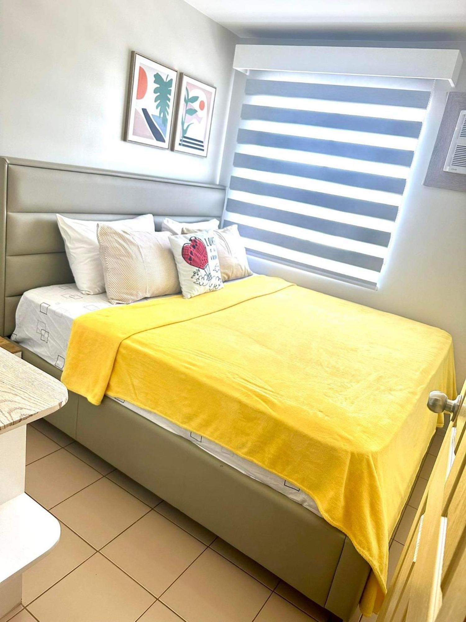 Spacious 2 Bedroom 42Sqm Condo Unit Iloilo Esterno foto